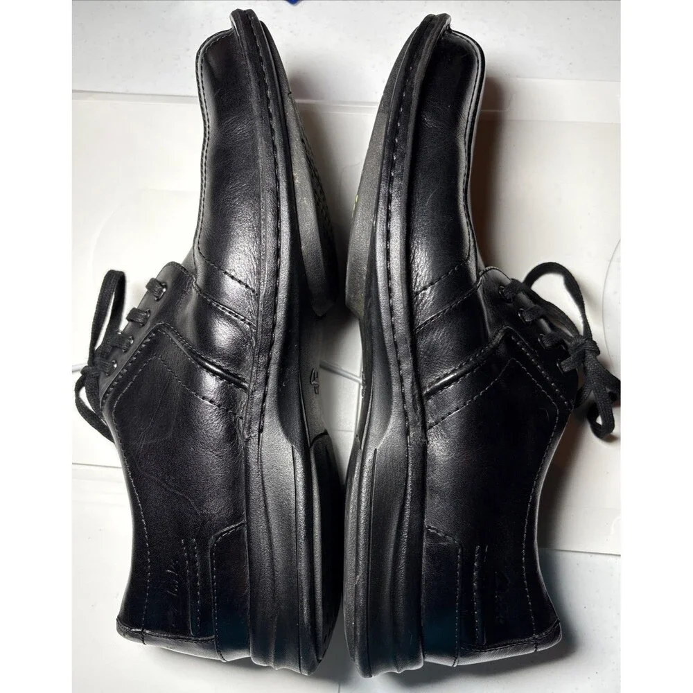 Clarks Wave Lace Men's Dress Shoes Size 11 1/2 Black Leather Square Toe Oxfords